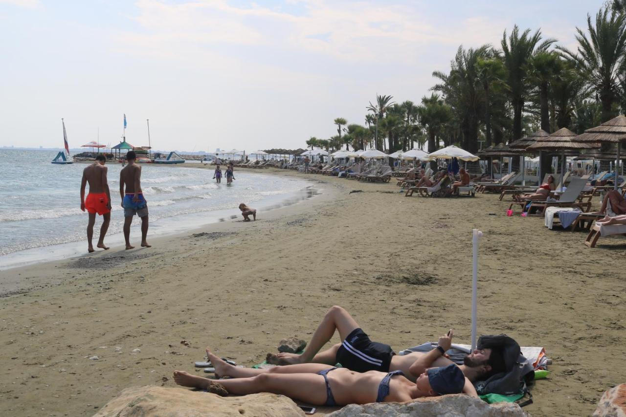 Ria Beach Sea View Apartment Pyla Eksteriør bilde