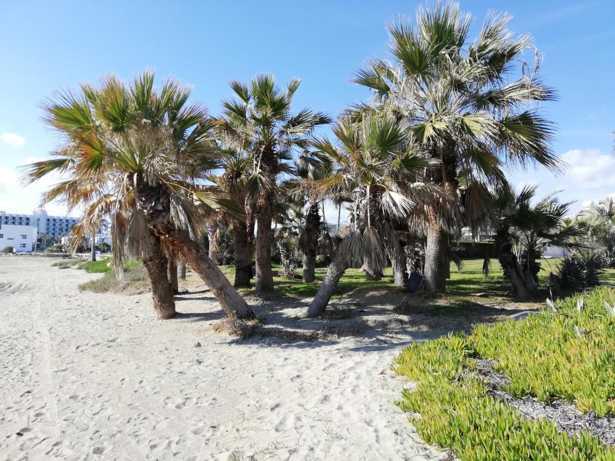 Ria Beach Sea View Apartment Pyla Eksteriør bilde